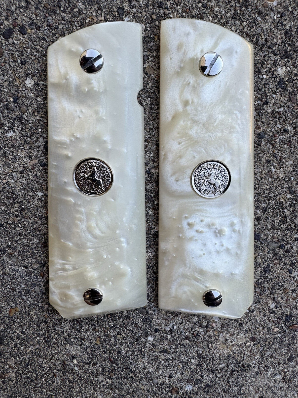 1911 45 38 Super Full Size Resin Silver Colt Coin Gun Pistol Grip Cachas