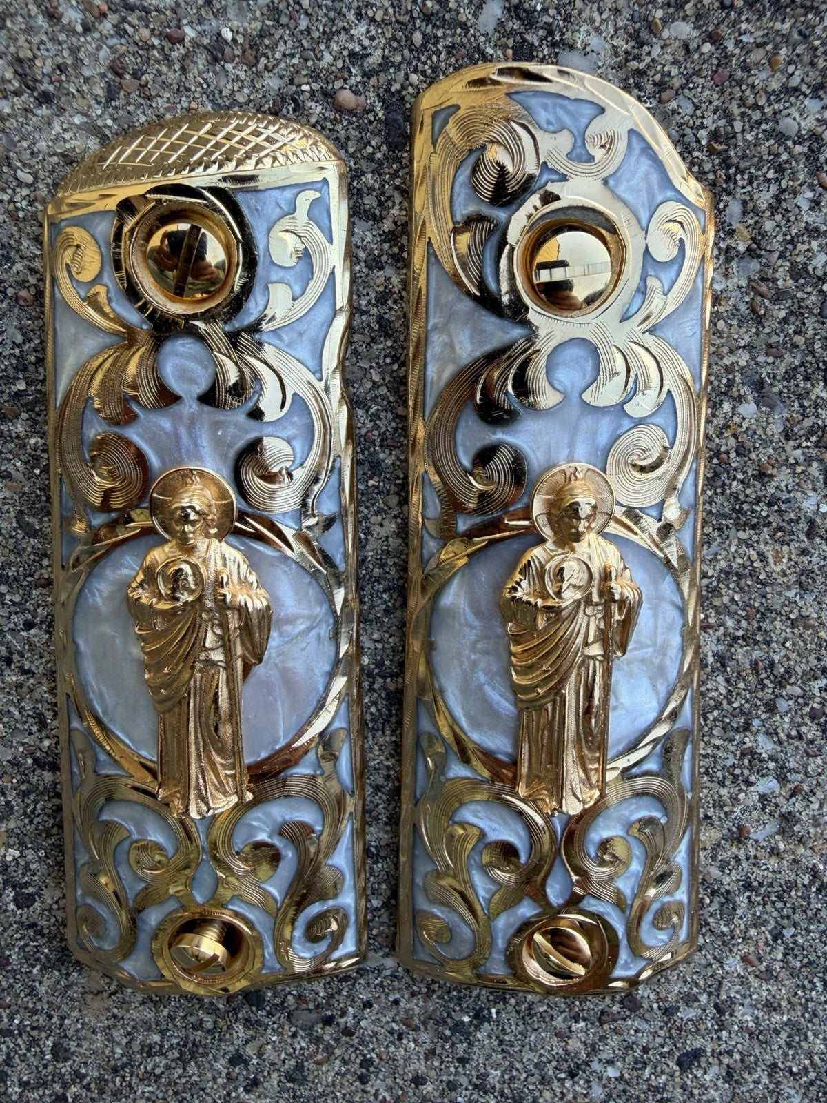 1911 45 38 Super Full Size San Judas Gold Gun Pistol Grip Cachas & 24K Screws