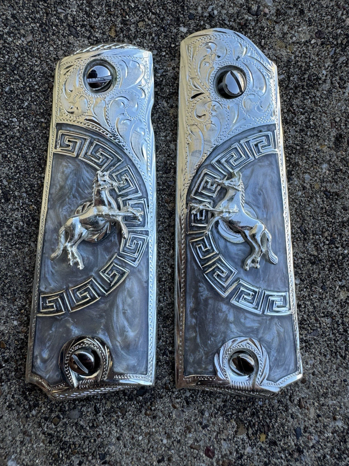 1911 45 38 Super Full Size Colt Horse Gun Pistol Grip Cachas & Polished Screws