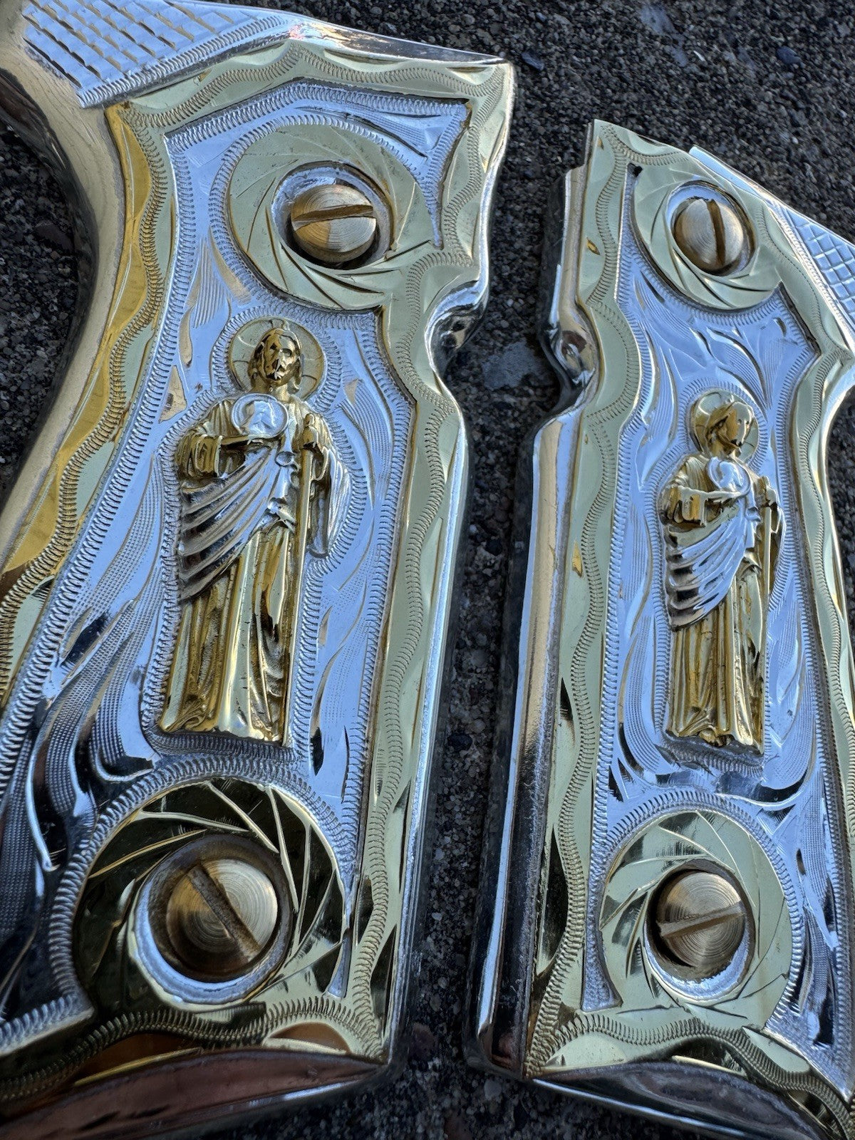 Beretta 92FS Cachas San Judas Gold Plated Pistol Custom Grips & Gold Screws