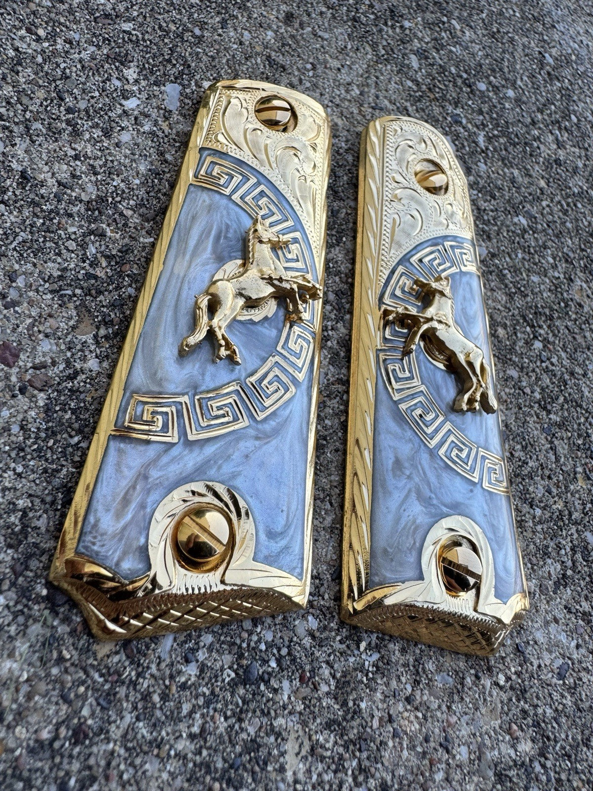 1911 45 38 Super Full Size Horse Gold Gun Pistol Grip Cachas & 24K Screws