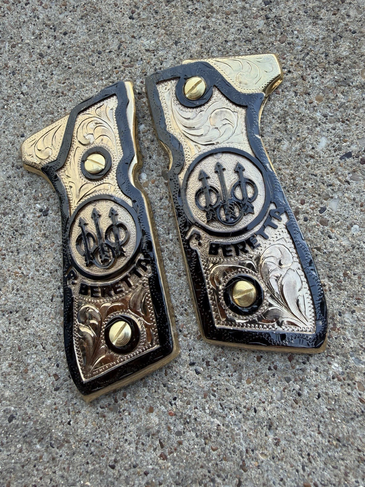 Beretta 92FS Cachas Gold Plated Pistol Custom Grips & Gold Screws