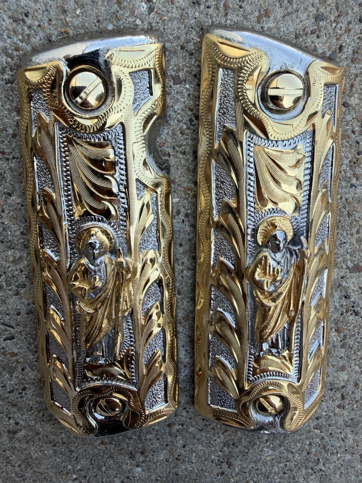 1911 45 38 Super Full Size San Judas Gold Gun Pistol Grip Cachas & 24K Screws