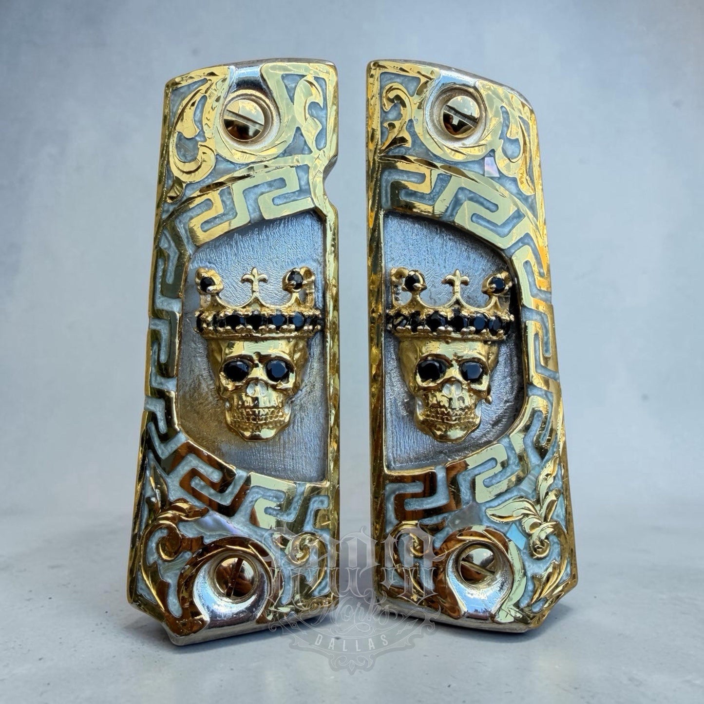 1911 45 38 Super Full Size Skull Crown Gold Gun Pistol Grip Cachas & 24K Screws