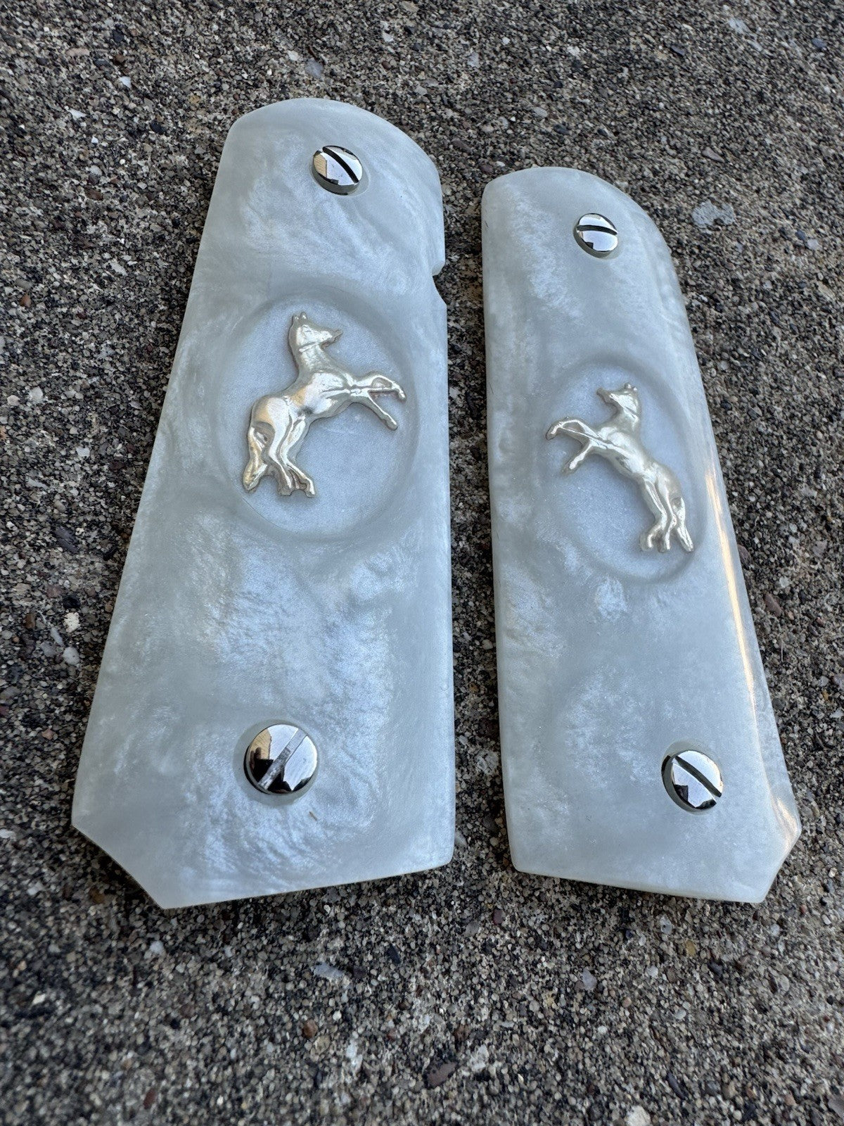 1911 45 38 Super Full Size Resin SilverColt Horse Gun Pistol Grip Cachas