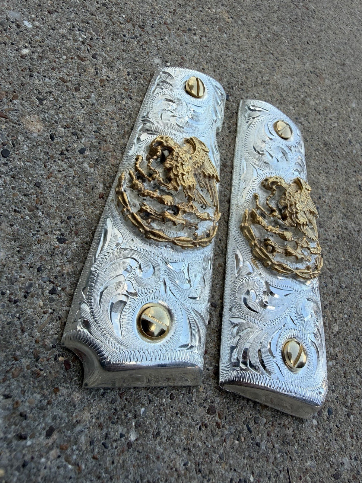 1911 45 38 Super Full Size Aguila Gold Gun Pistol Grip Cachas & 24K Screws
