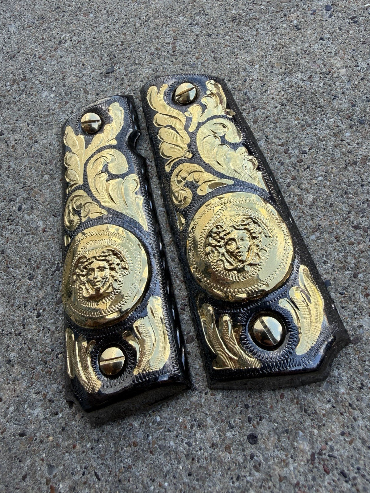 1911 45 38 Super Full Size Versace Gold Gun Pistol Grip Cachas & 24K Screws