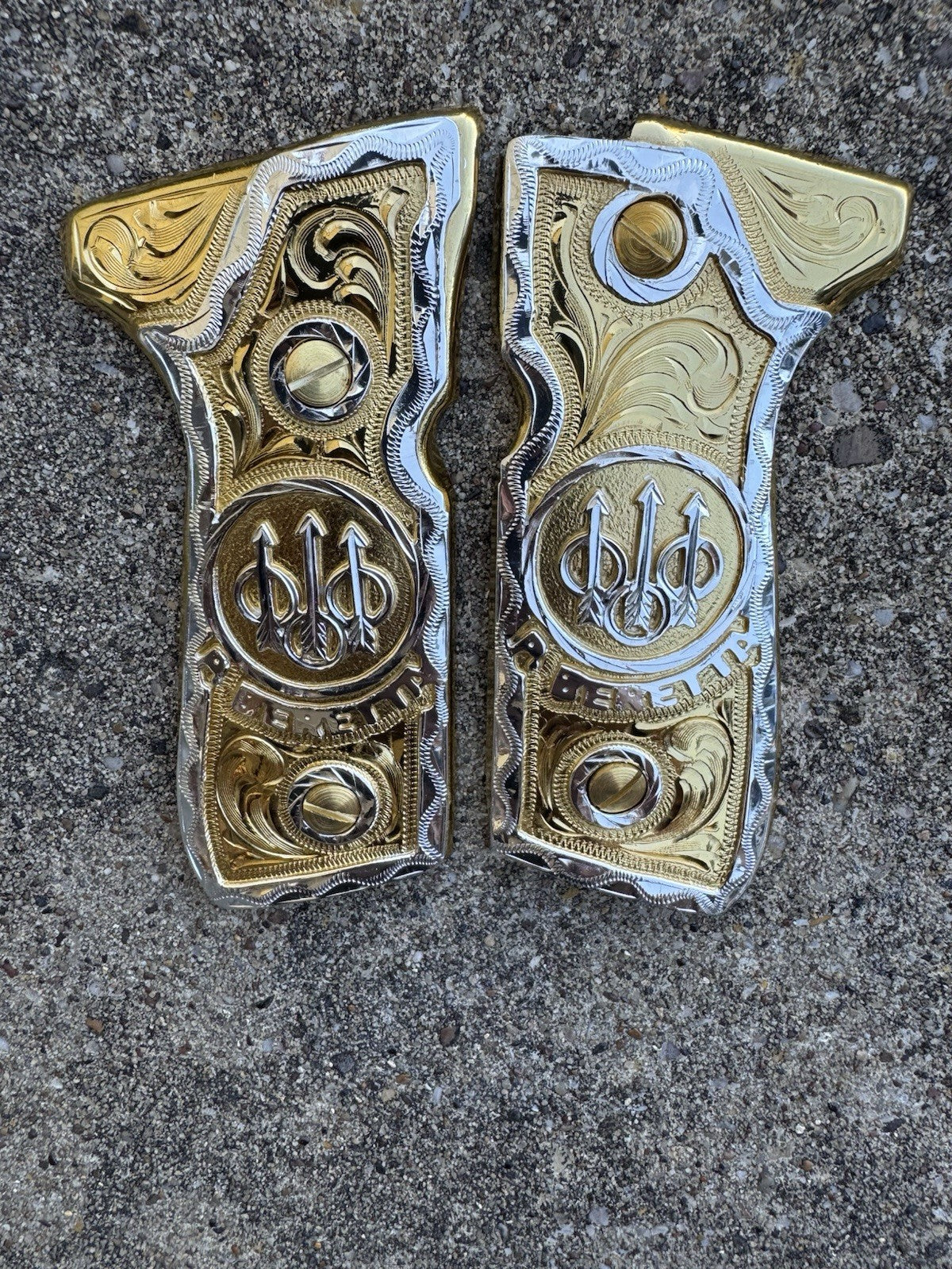 Beretta 92FS Cachas Gold Plated Pistol Custom Grips & Gold Screws