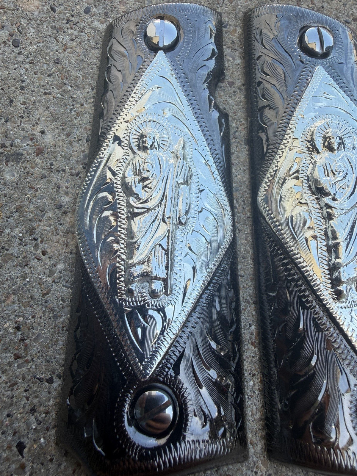 1911 45 38 Super Full Size San Judas Gun Pistol Grip Cachas & Polished Screws