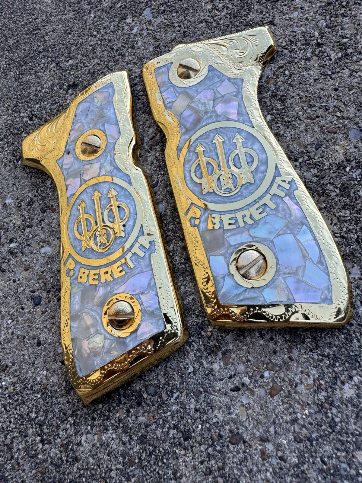 Beretta 92FS Cachas Gold Plated Pistol Custom Grips & Gold Screws