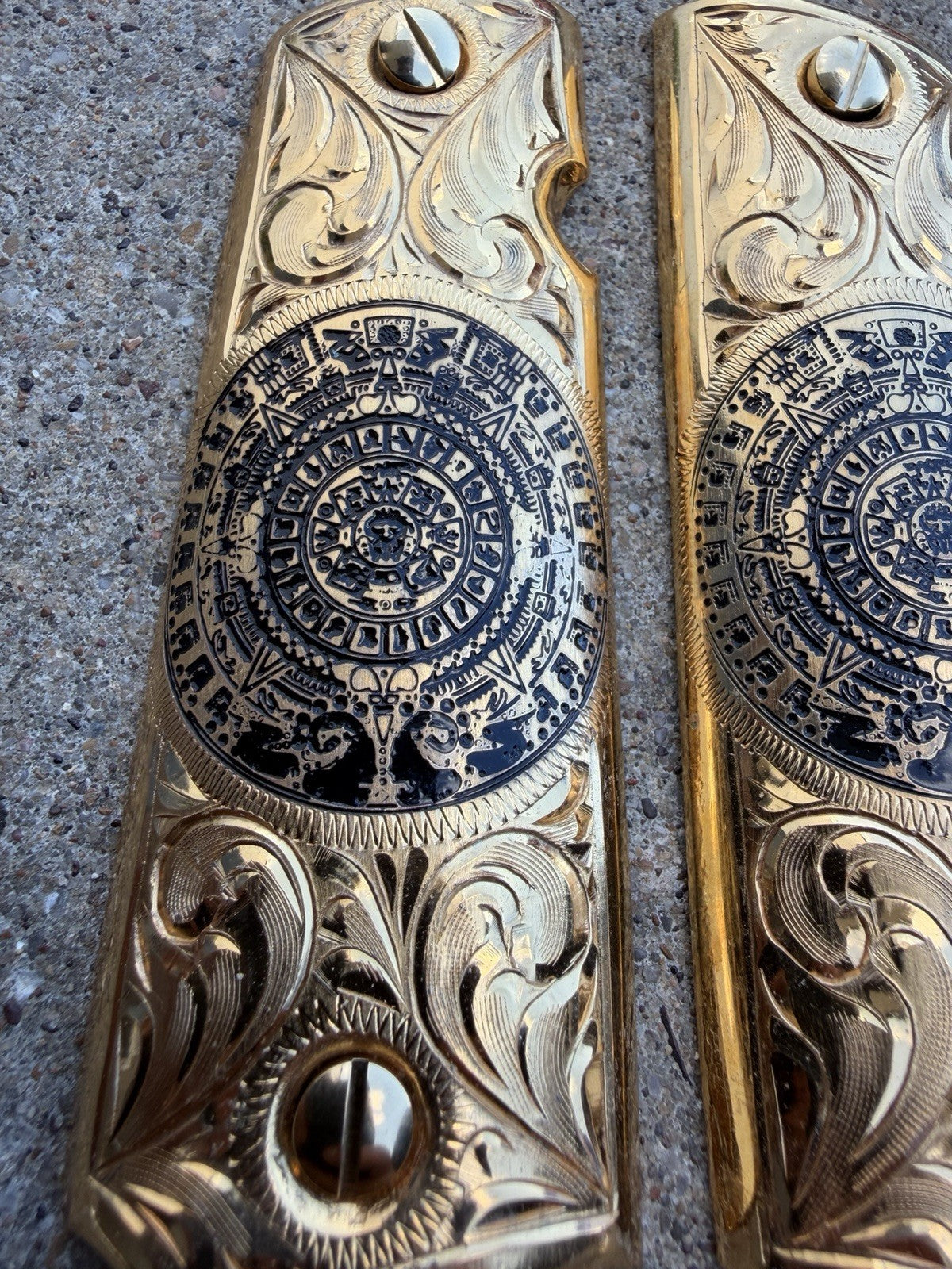 1911 45 38 Super Full Size Aztec Gold Gun Pistol Grip Cachas & 24K Screws