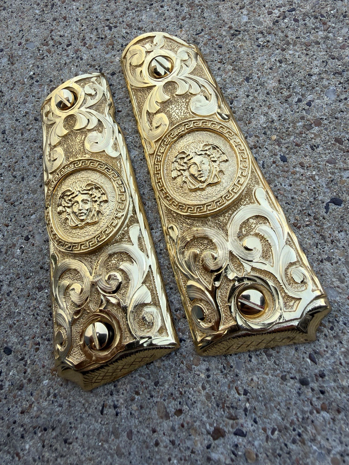 1911 45 38 Super Full Size Versace Gold Gun Pistol Grip Cachas & 24K Screws