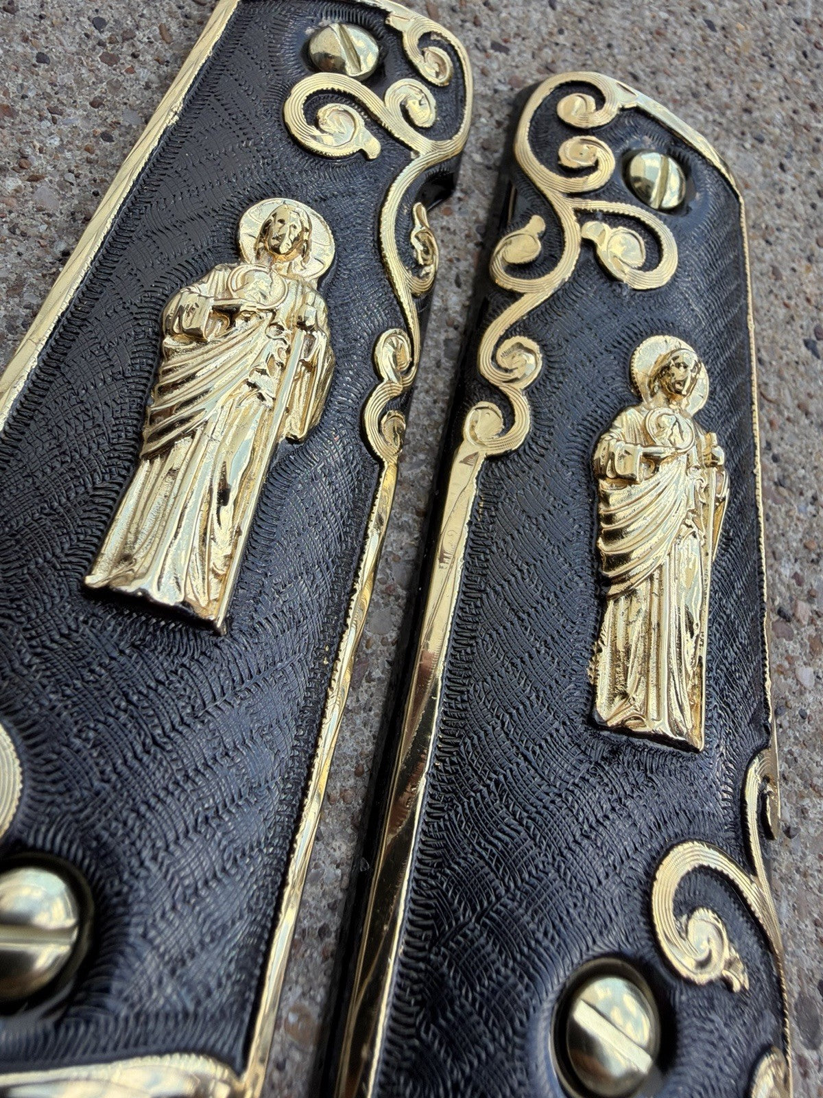 1911 45 38 Super Full Size San Judas Gold Gun Pistol Grip Cachas & 24K Screws