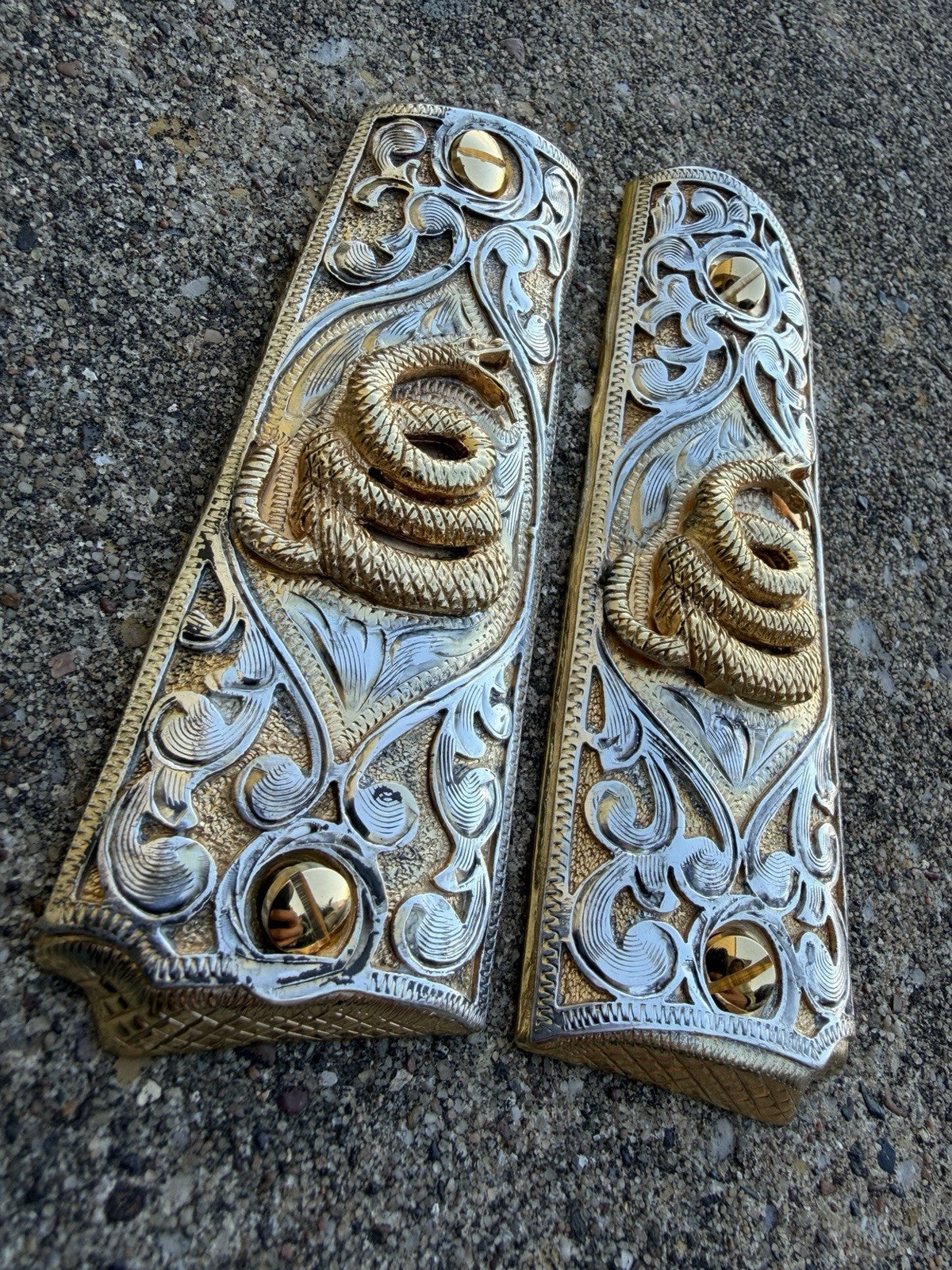 1911 45 38 Super Full Size Snake Gold Gun Pistol Grip Cachas & 24K Screws