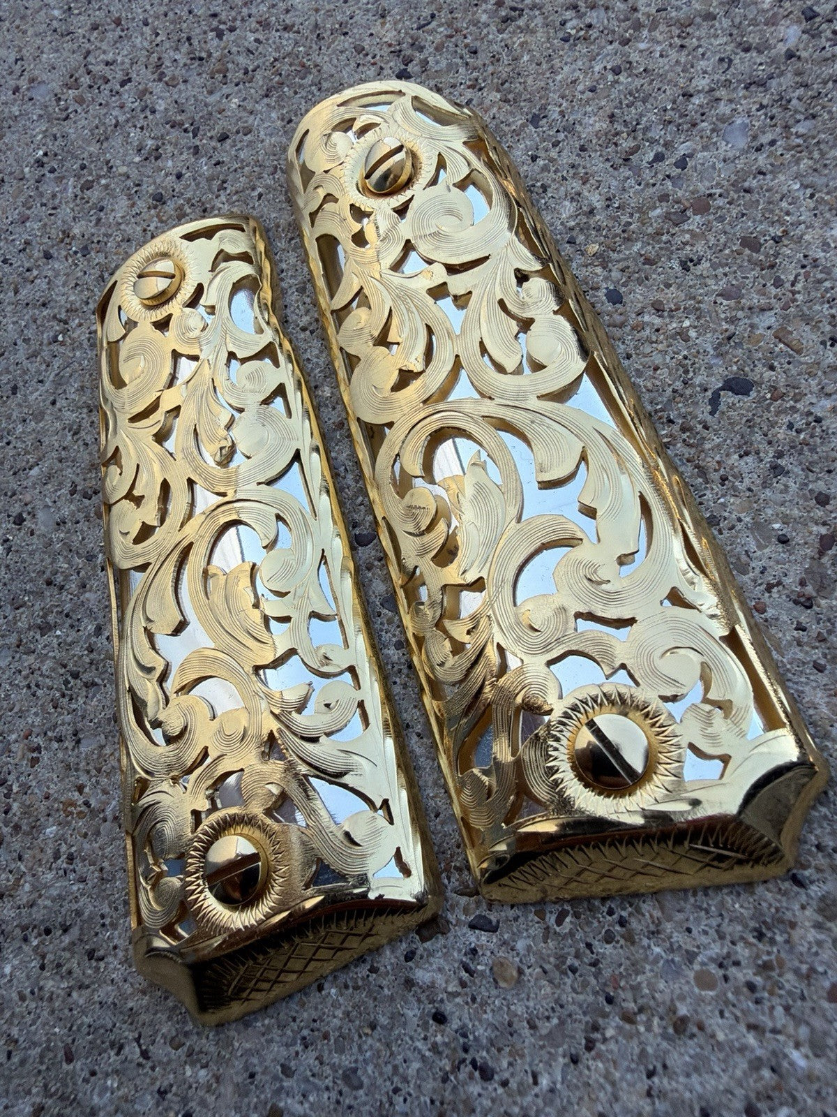 1911 45 38 Super Full Size Gold Gun Pistol Grip Cachas Chapeado & 24K Screws