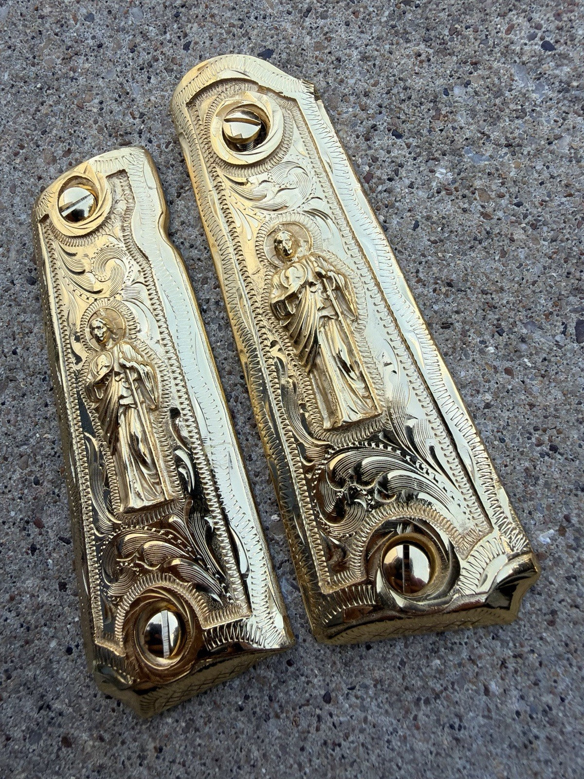 1911 45 38 Super Full Size San Judas Gold Gun Pistol Grip Cachas & 24K Screws