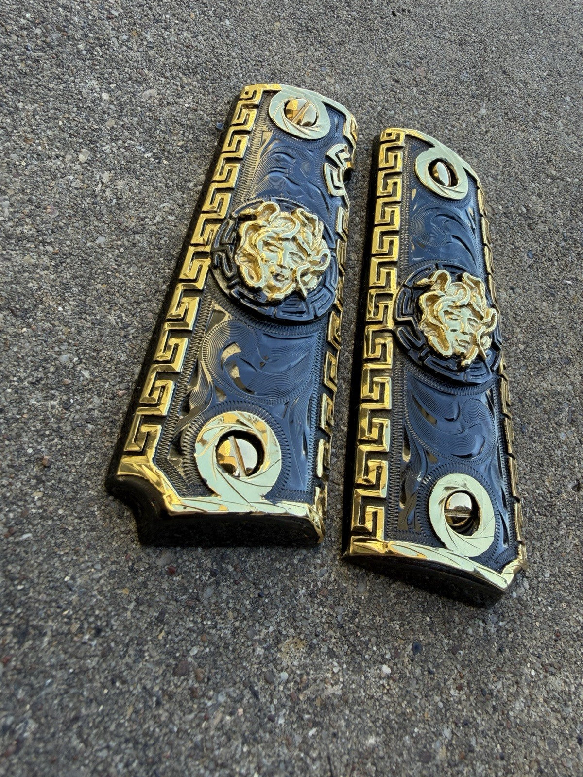 1911 45 38 Super Full Size Versace Gold Gun Pistol Grip Cachas & 24K Screws