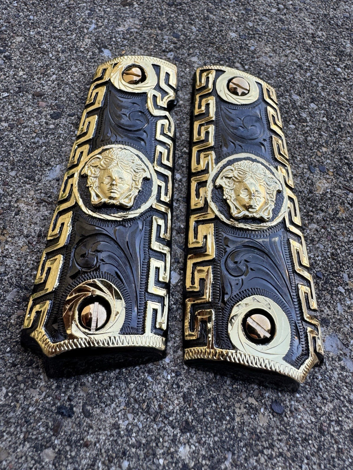 1911 45 38 Super Full Size Versace Gold Gun Pistol Grip Cachas & 24K Screws