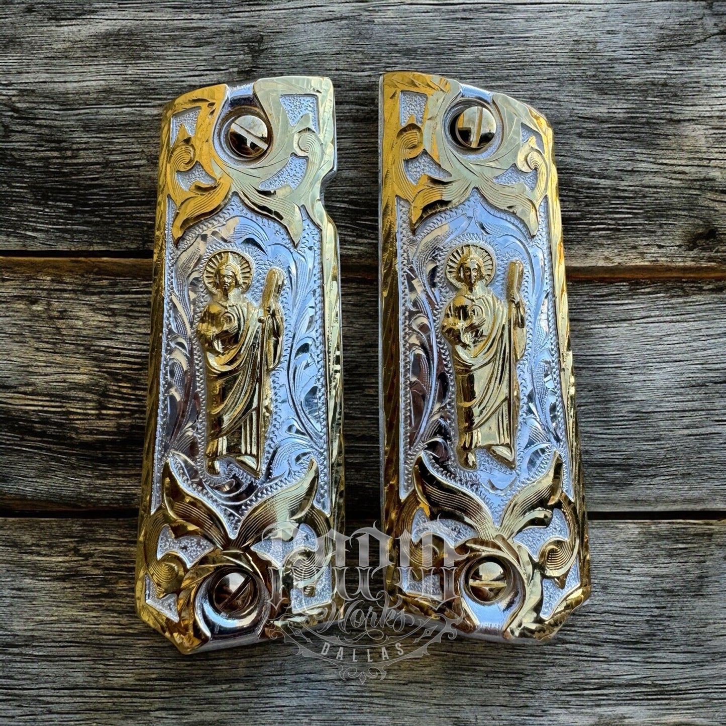 1911 45 38 Super Full Size San Judas Gold Gun Pistol Grip Cachas & 24K Screws