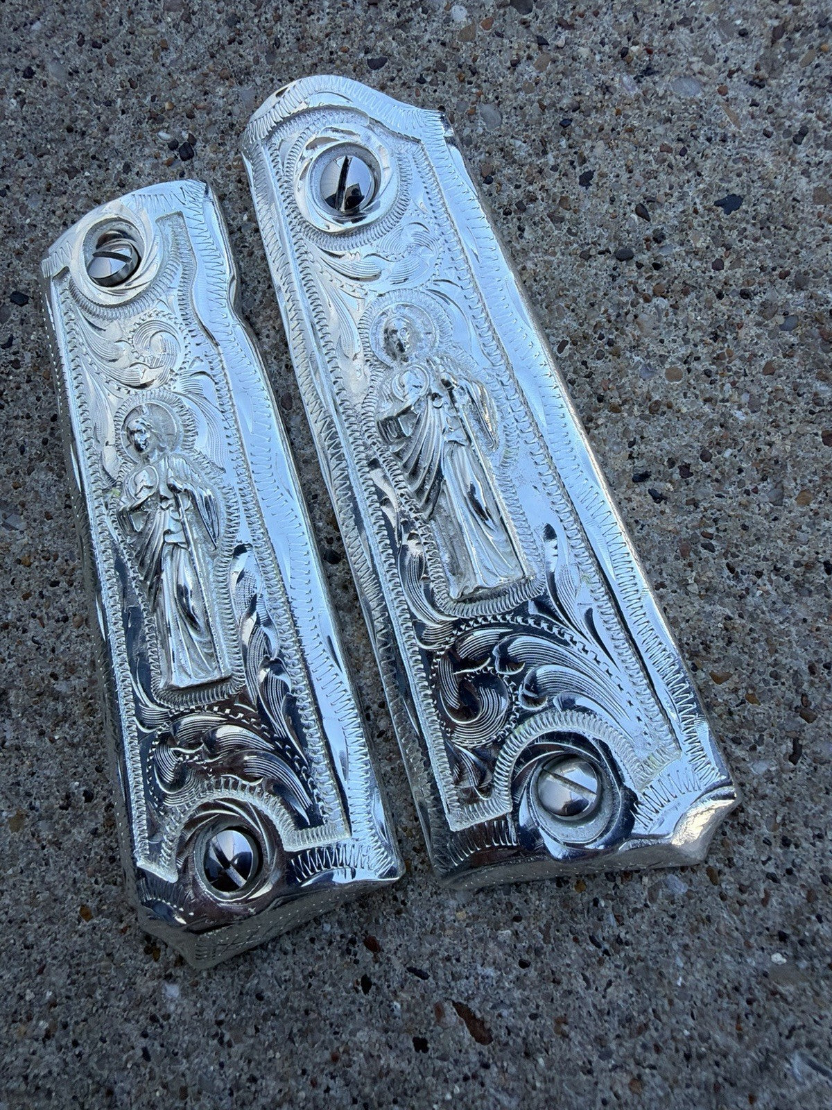 1911 45 38 Super Full Size San Judas Gun Pistol Grip Cachas & Polished Screws