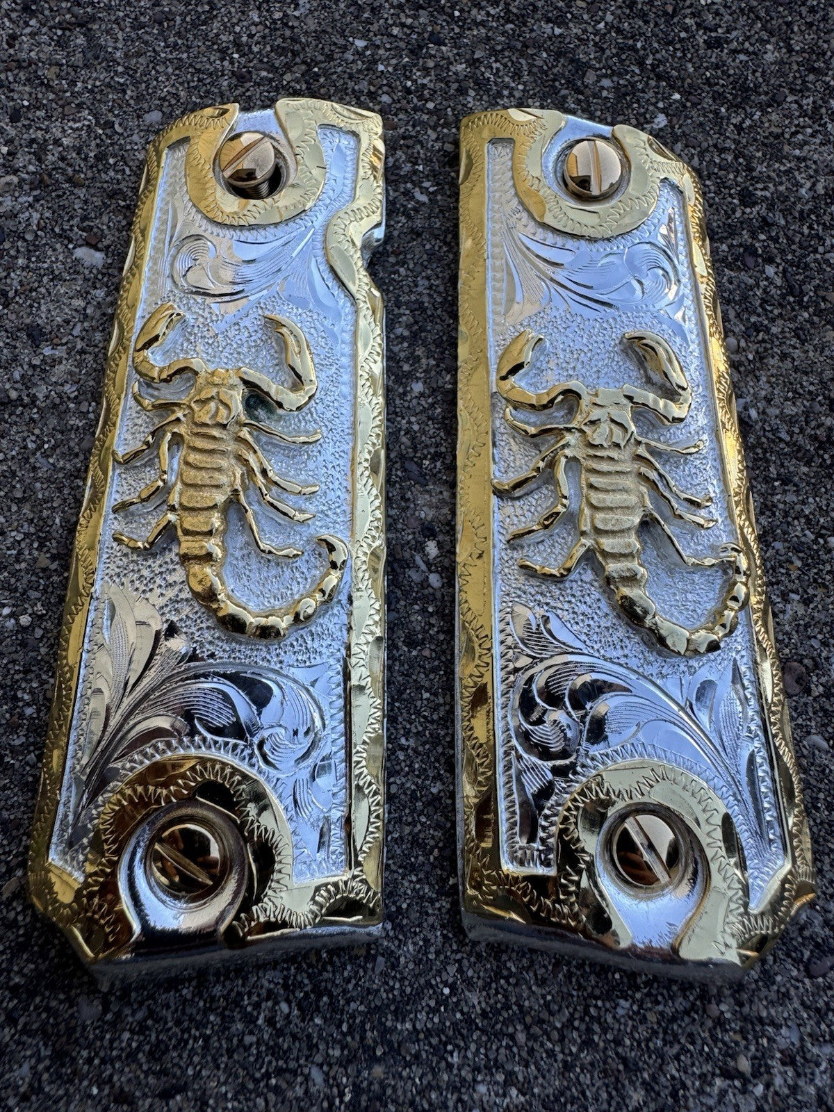 1911 45 38 Super Full Size Scorpion Gold Gun Pistol Grip Cachas & 24K Screws