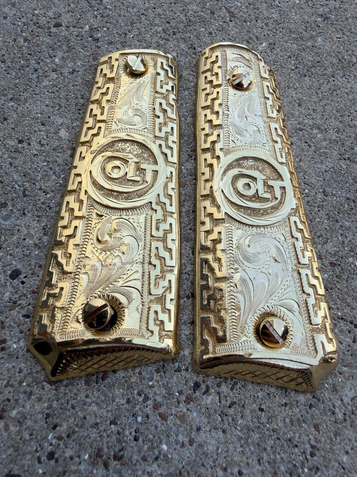 1911 45 38 Super Full Size Colt Gold Gun Pistol Grip Cachas & 24K Screws