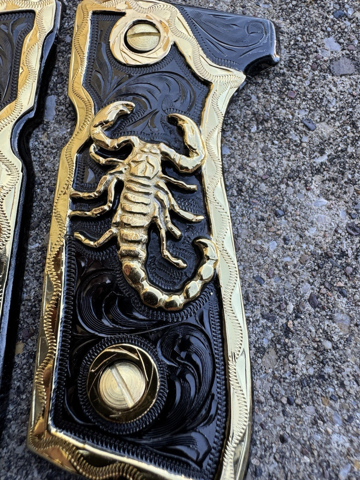 Beretta 92FS Cachas Scorpion Gold Plated Pistol Custom Grips & Gold Screws
