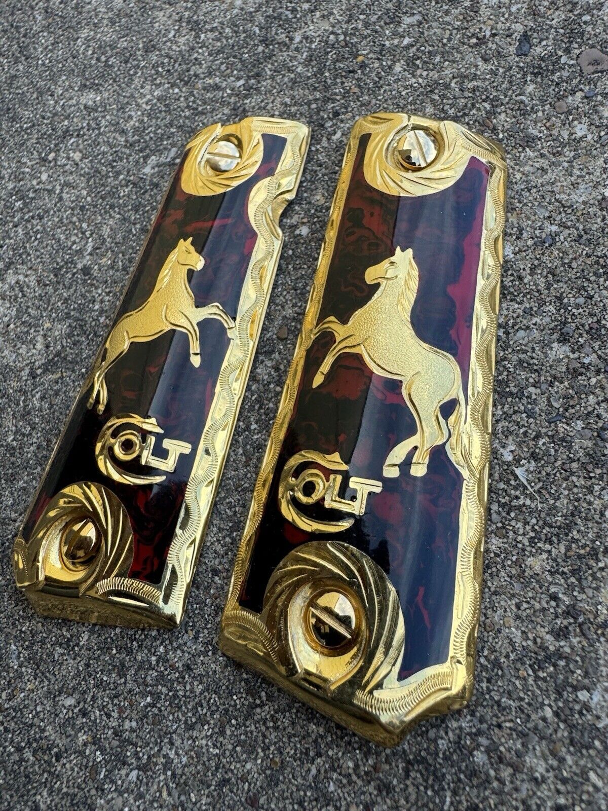 1911 45 38 Super Full Size Red Colt Horse Gun Pistol Grip Cachas & 24K Screws