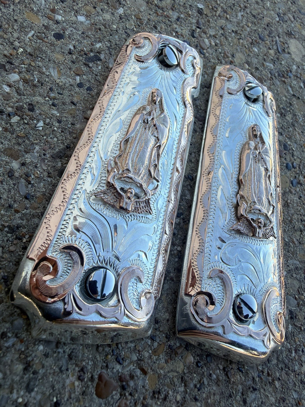 1911 45 38 Super Full Size Virgen De Guadalupe Rose Gold Grip Cachas & Screws
