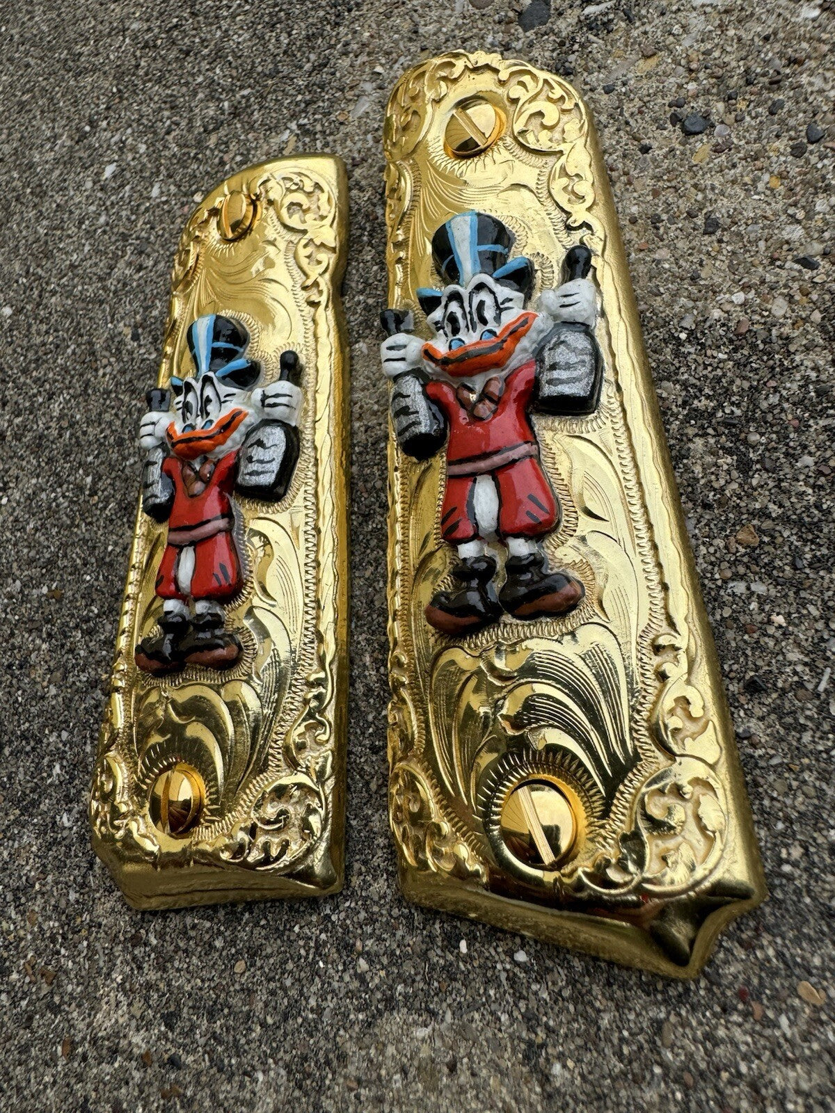 1911 45 38 Super Full Size Mcscrooge Duck Gold Gun Pistol Grip Cachas &24K Screw
