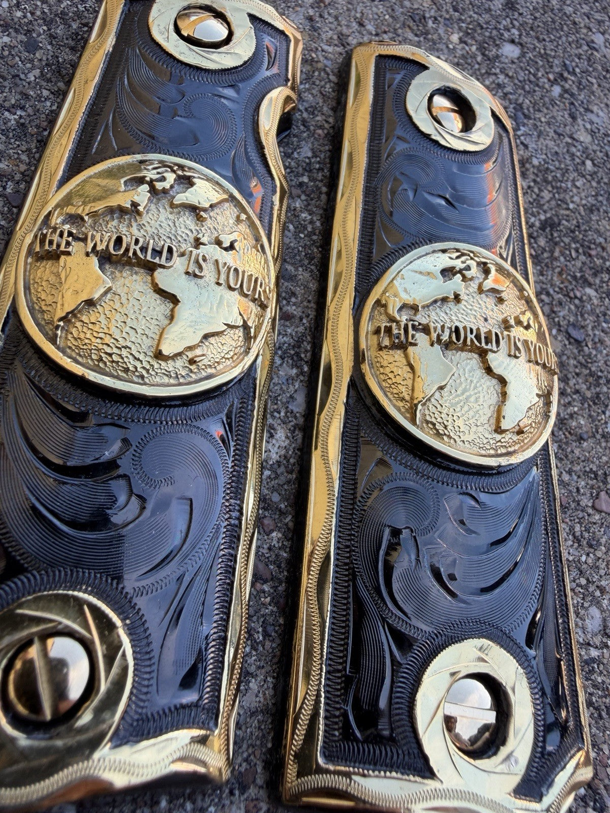 1911 45 38 Super Full Size WORLD IS YOURS Gold Gun Pistol Grip Cachas &24K Screw