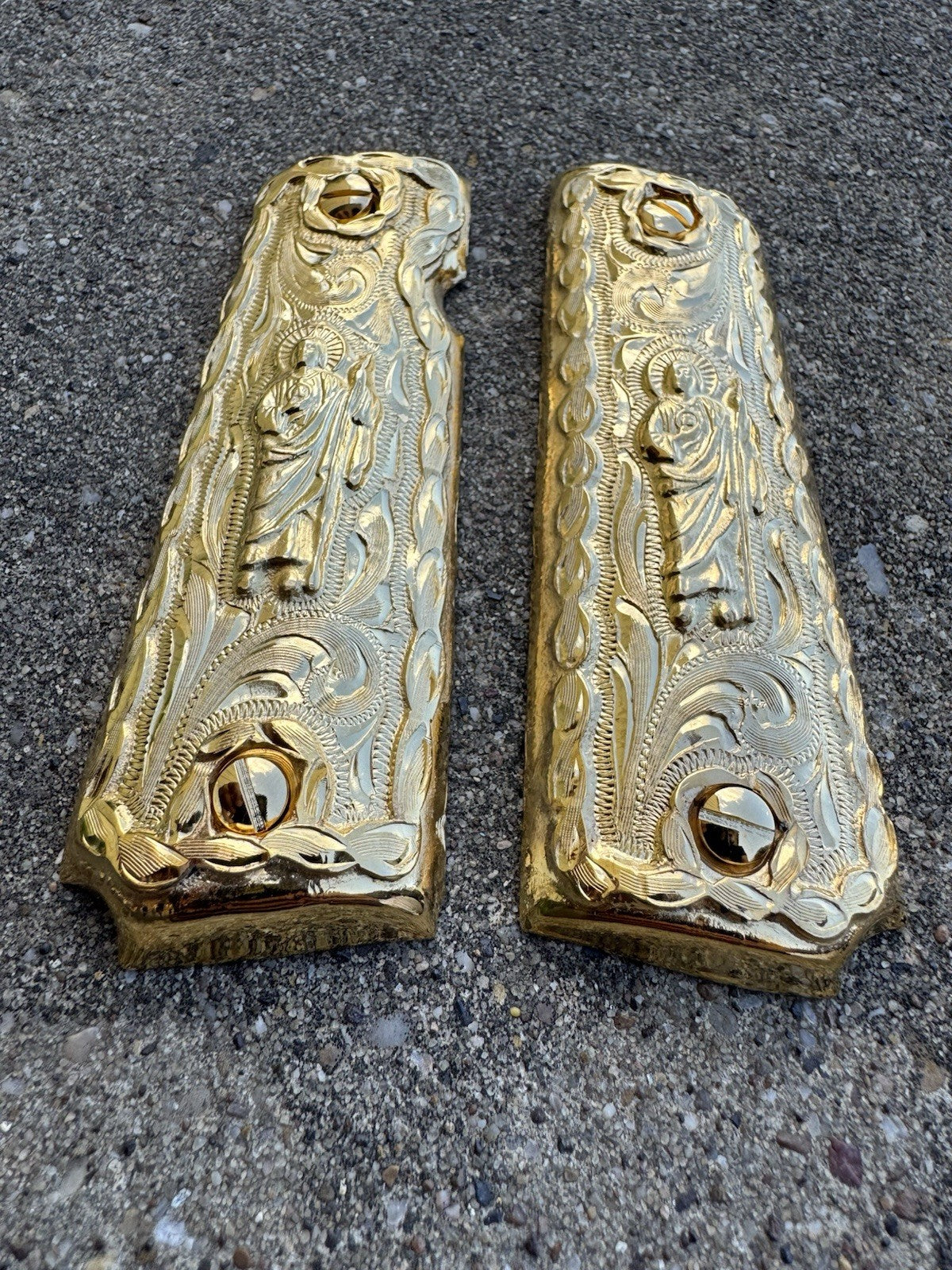 1911 45 38 Super Full Size San Judas Gold Gun Pistol Grips Cachas & 24K Screws