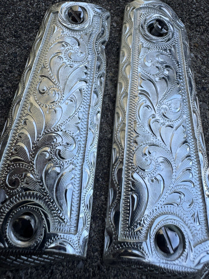 1911 45 38 Super Full Size Gun Pistol Grip Cachas & Polished Screws