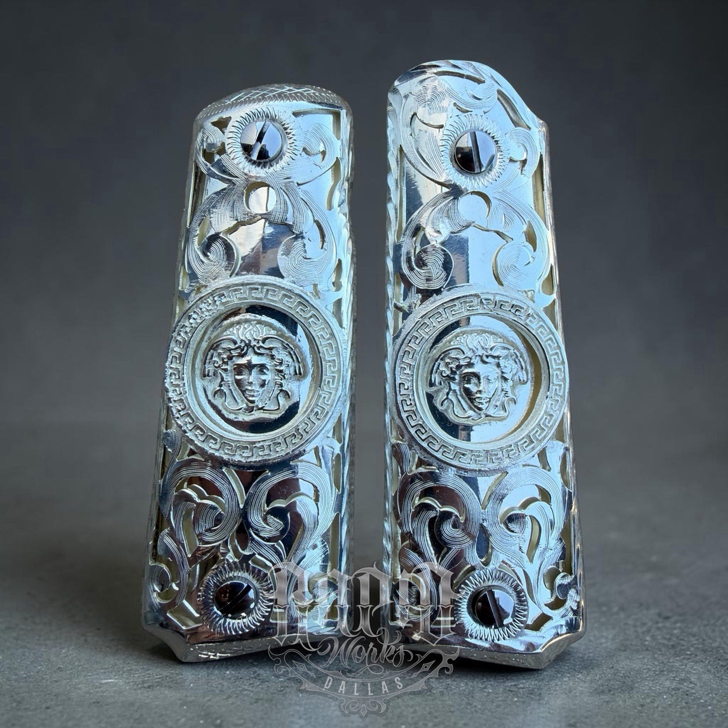 1911 45 38 Super Full Size Versace Gun Pistol Grip Cachas & Polished Screws