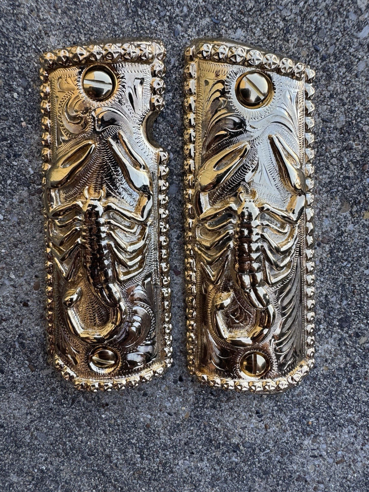 1911 45 38 Super Full Size Scorpion Gold Gun Pistol Grip Cachas & 24K Screws