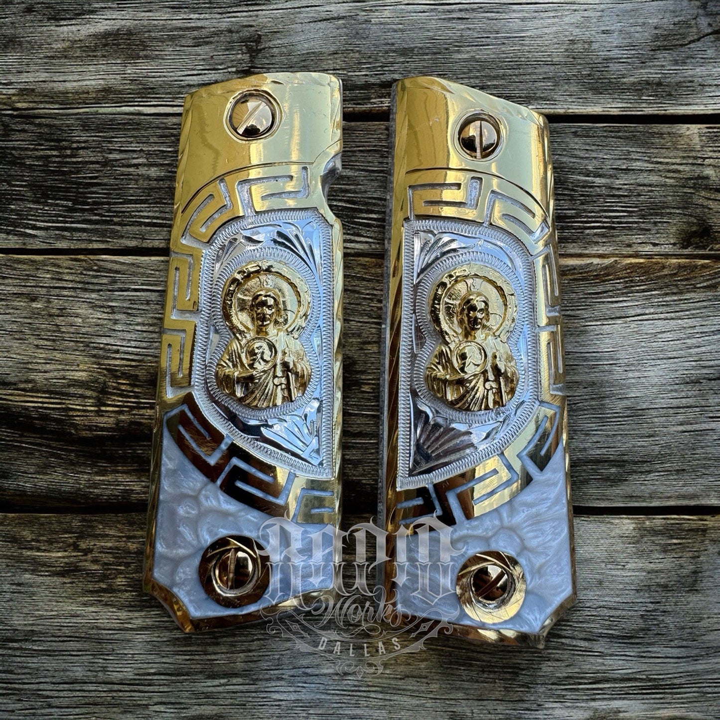 1911 45 38 Super Full Size San Judas Gold Gun Pistol Grip Cachas & 24K Screws