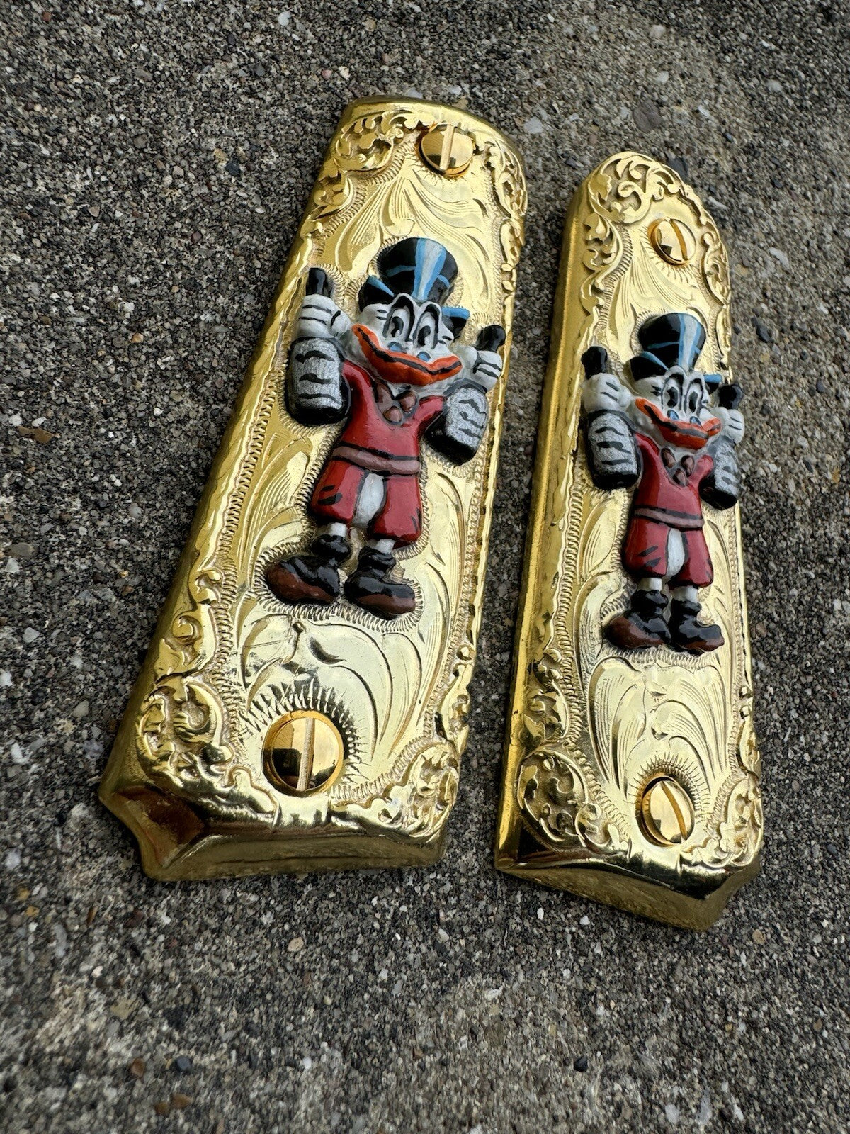 1911 45 38 Super Full Size Mcscrooge Duck Gold Gun Pistol Grip Cachas &24K Screw