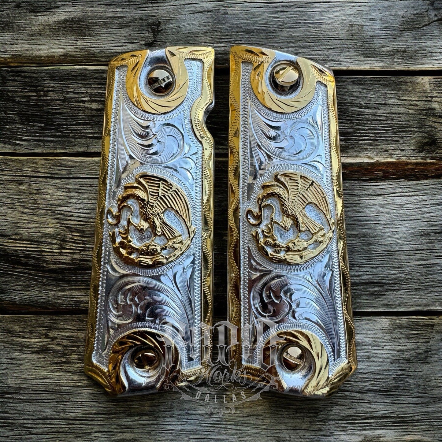 1911 45 38 Super Full Size Mexican Eagle Gold Gun Pistol Grip Cachas & 24K Screw