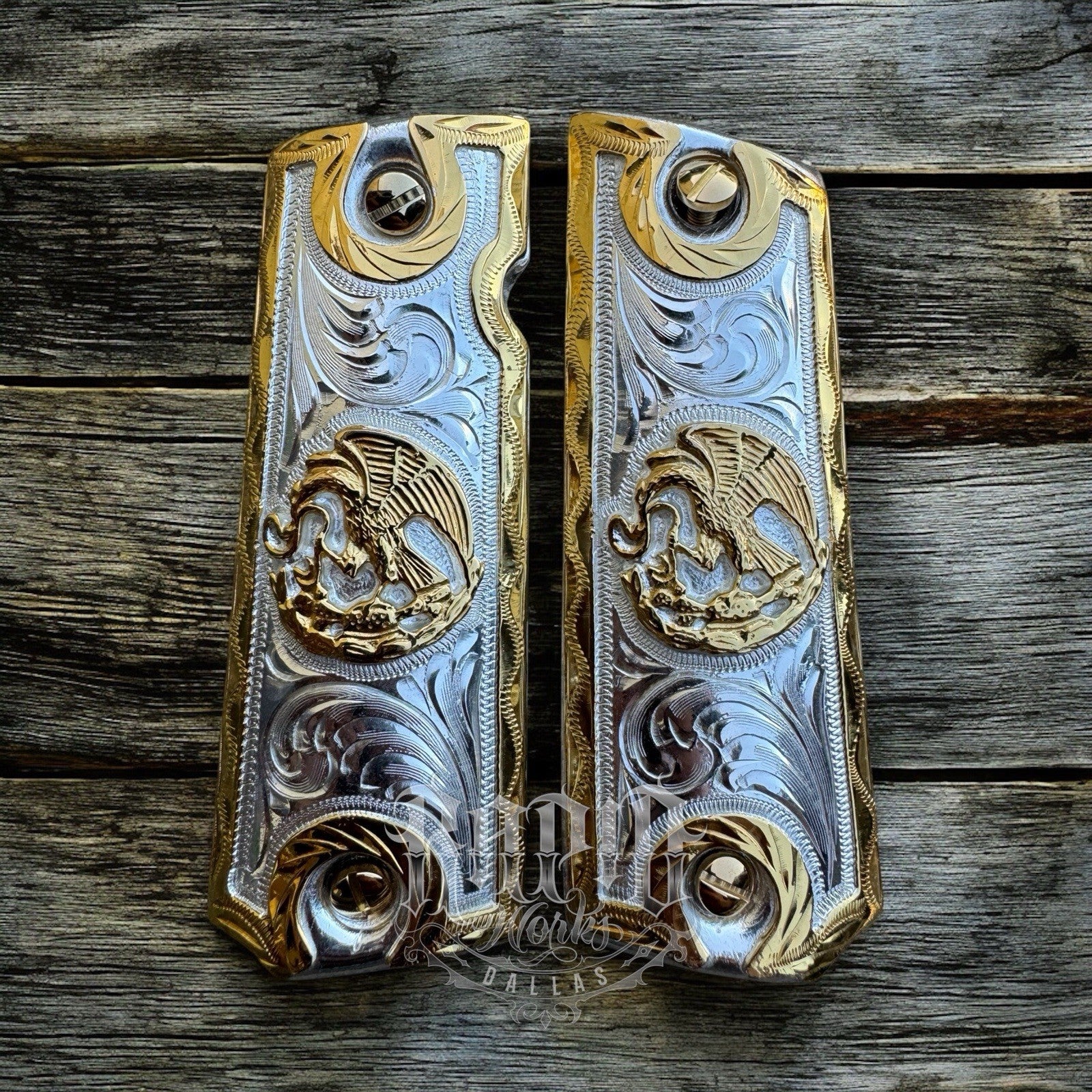 1911 45 38 Super Full Size Mexican Eagle Gold Gun Pistol Grip Cachas & 24K Screw
