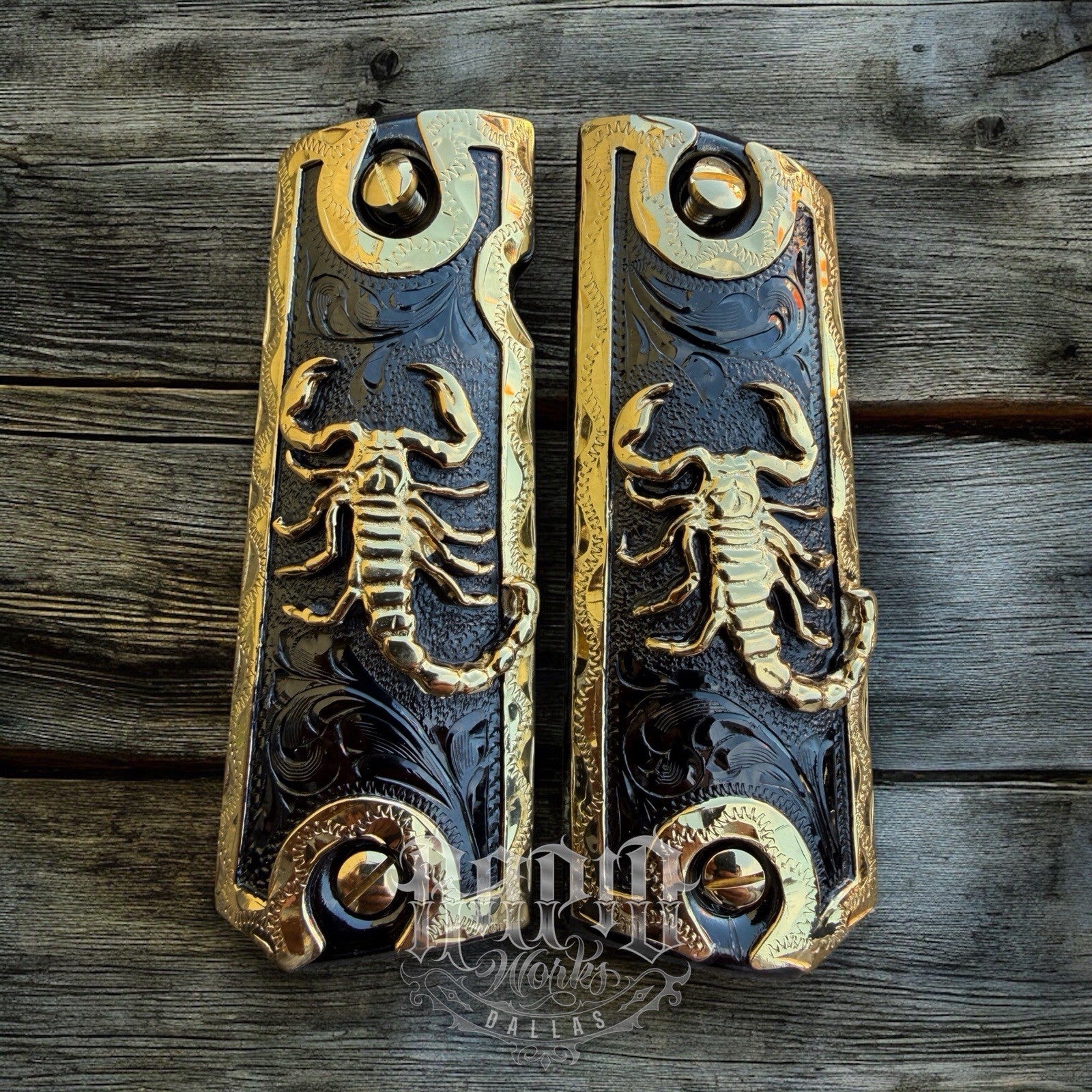 1911 45 38 Super Full Size Scorpion Gold Gun Pistol Grip Cachas & 24K Screws