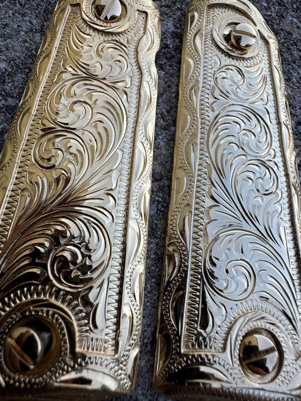 1911 45 38 Super Full Size Gold Gun Pistol Grip Cachas Chapeado & 24K Screws