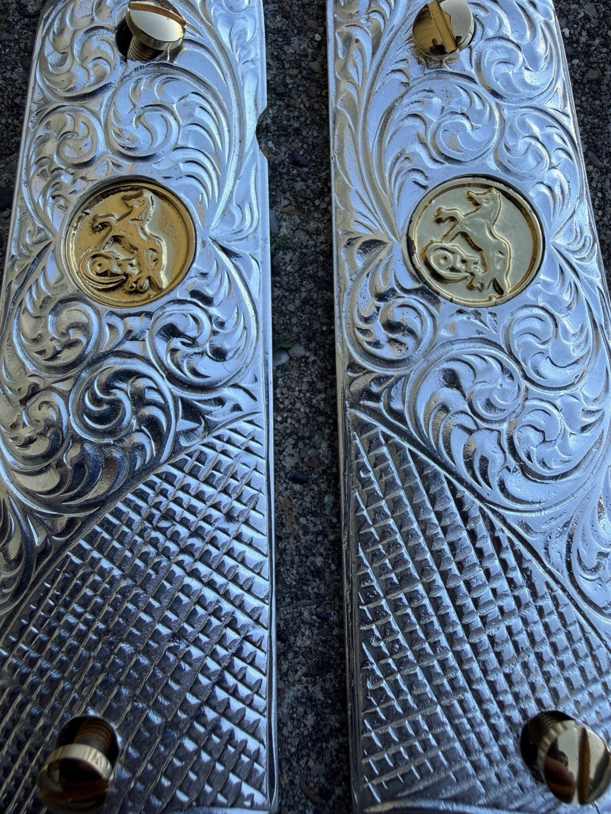 1911 45 38 Super Full Size Gold Gun Pistol Grip Cachas Chapeado & 24K Screws