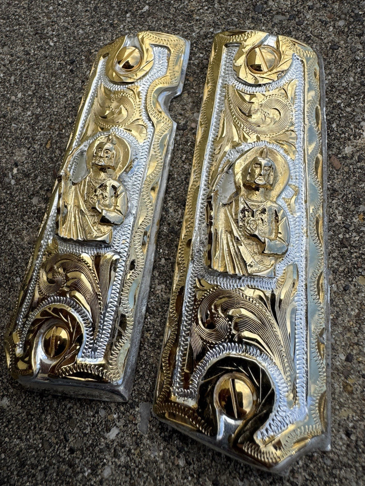 1911 45 38 Super Full Size San Judas Gold Gun Pistol Grip Cachas & 24K Screws