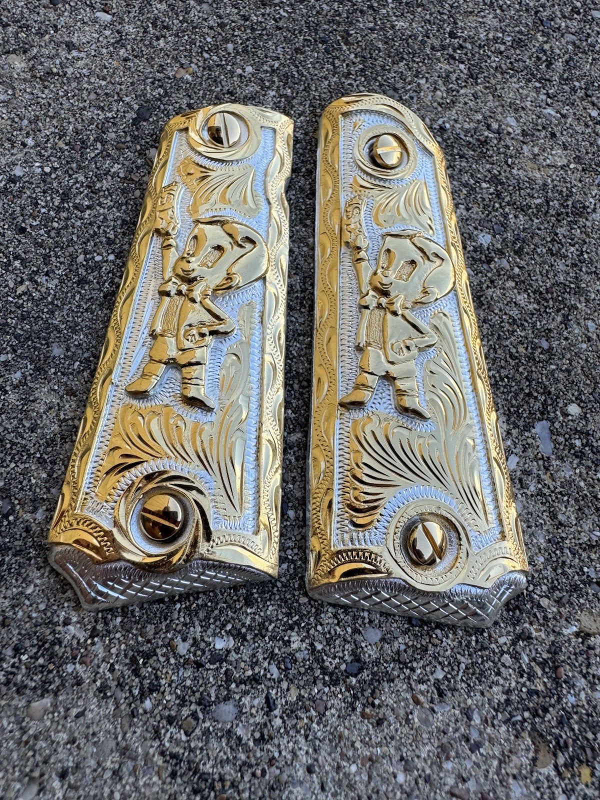 1911 45 38 Super Full Size Richie Rich Gold Gun Pistol Grip Cachas & 24K Screws