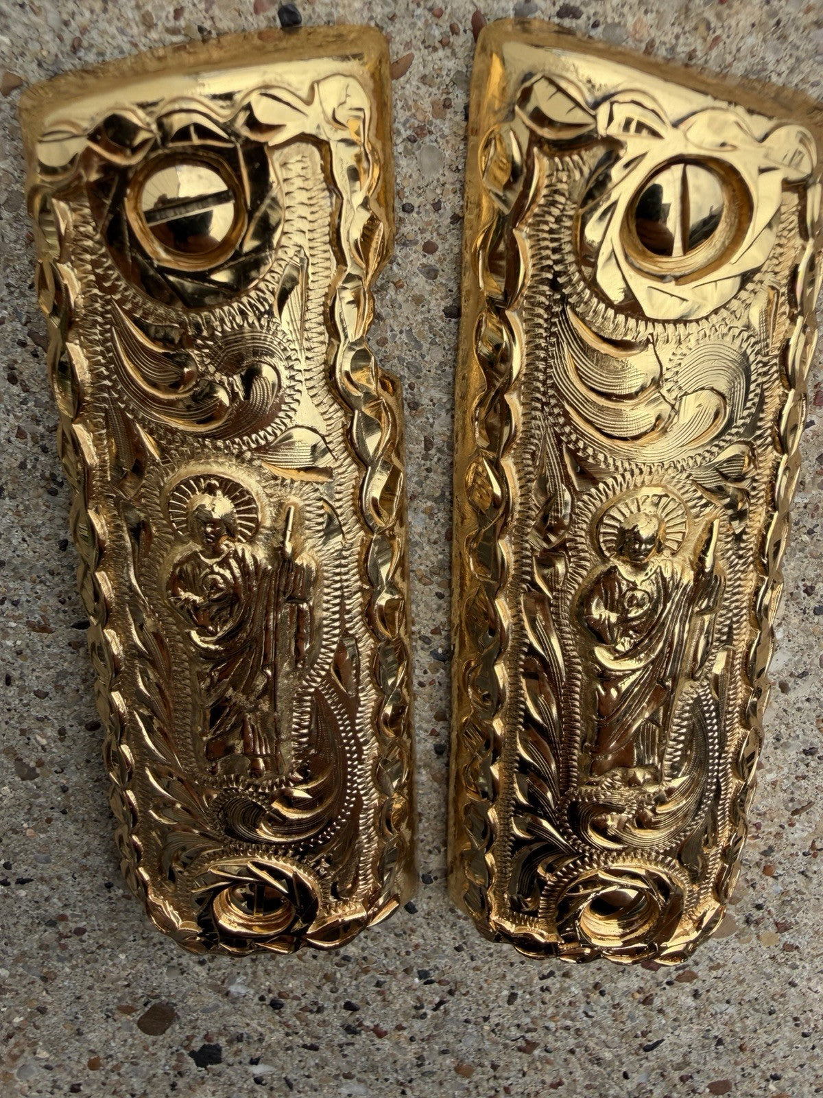 1911 45 38 Super Full Size San Judas Gold Gun Pistol Grip Cachas & 24K Screws