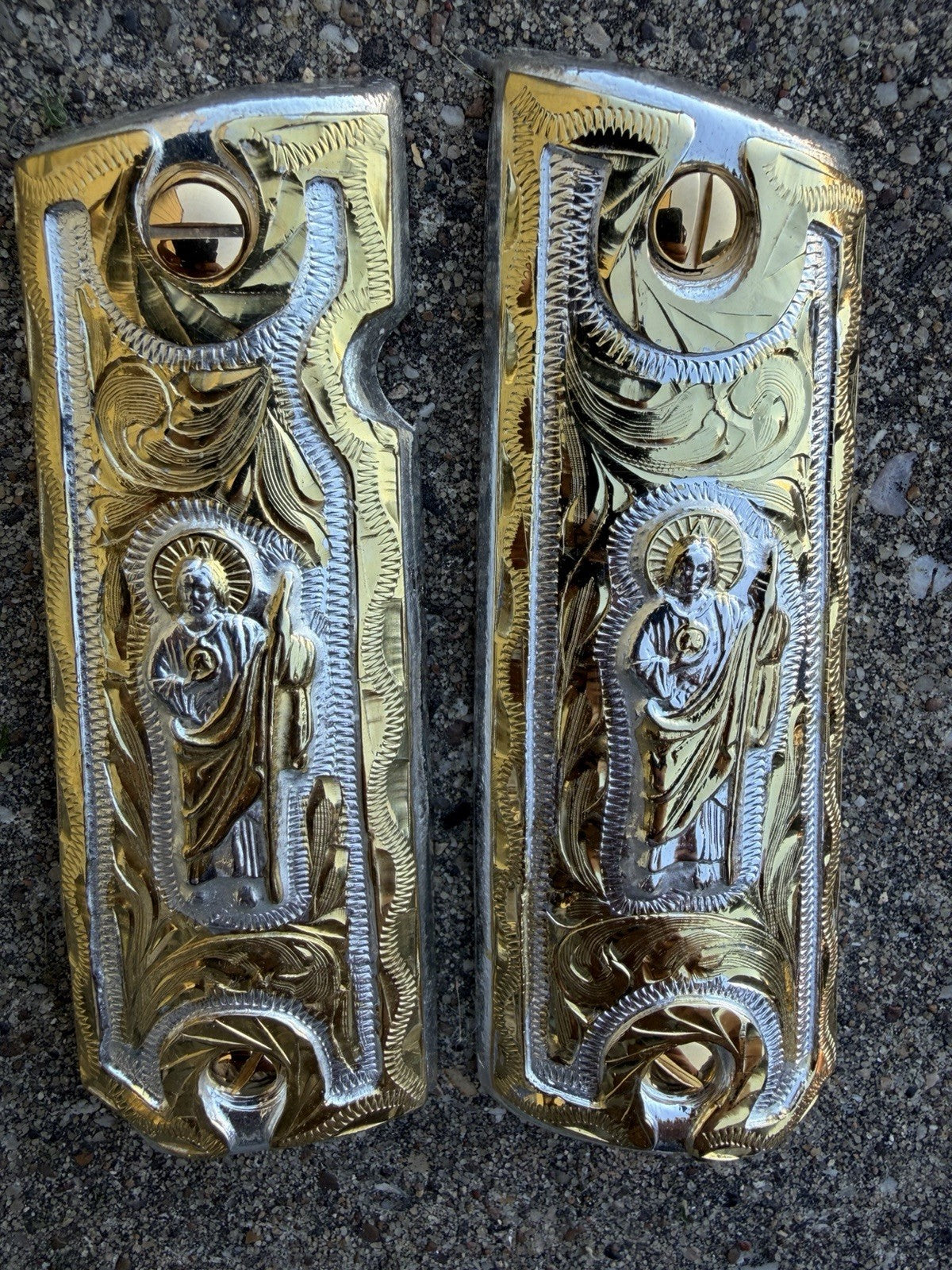 1911 45 38 Super Full Size San Judas Gold Gun Pistol Grip Cachas & 24K Screws