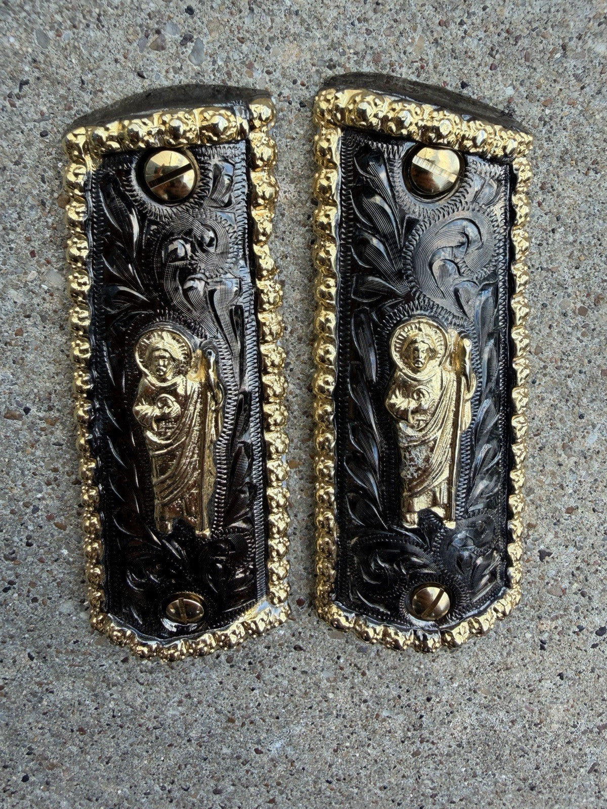 1911 45 38 Super Full Size San Judas Gold Gun Pistol Grip Cachas & 24K Screws