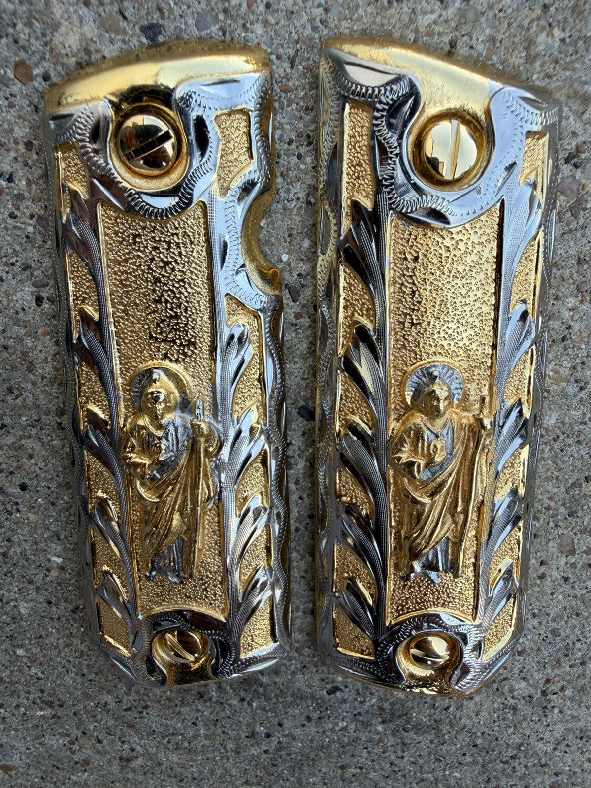 1911 45 38 Super Full Size San Judas Gold Gun Pistol Grip Cachas & 24K Screws