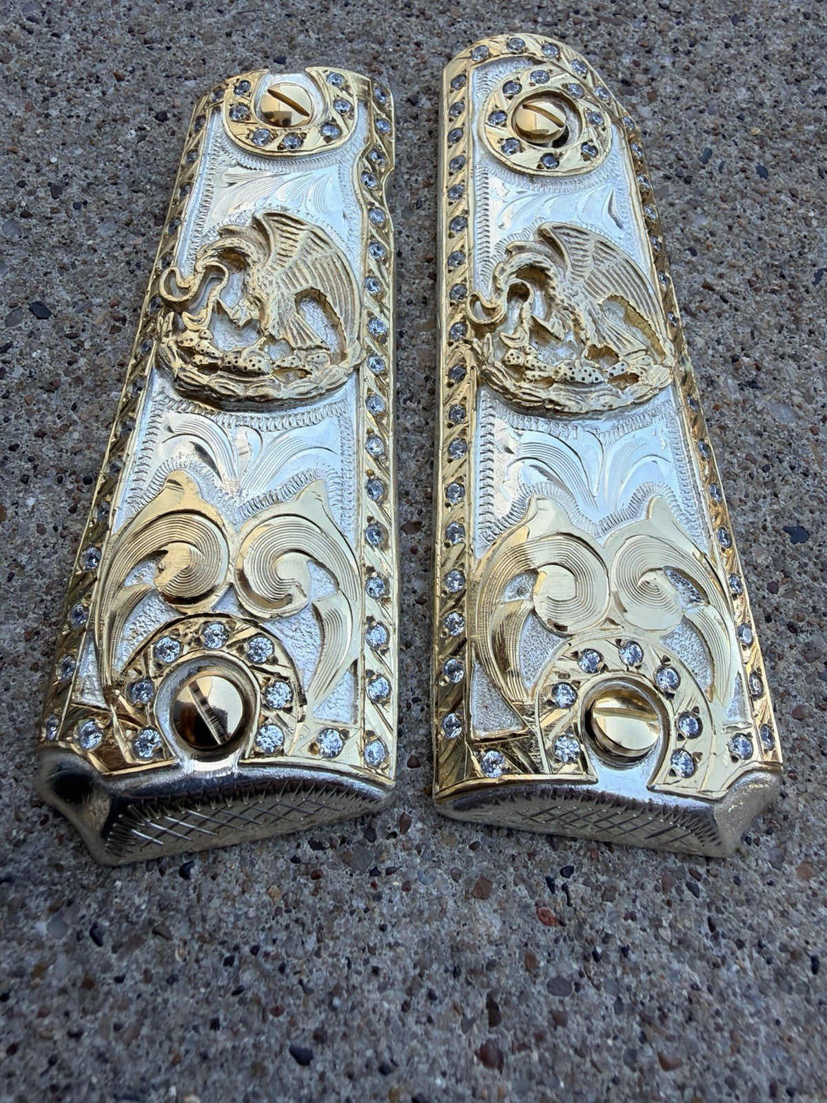 1911 ZIRCONIAS 45 38 SUPER MEXICAN EAGLE GOLD GUN PISTOL GRIP CACHAS & 24K SCREW