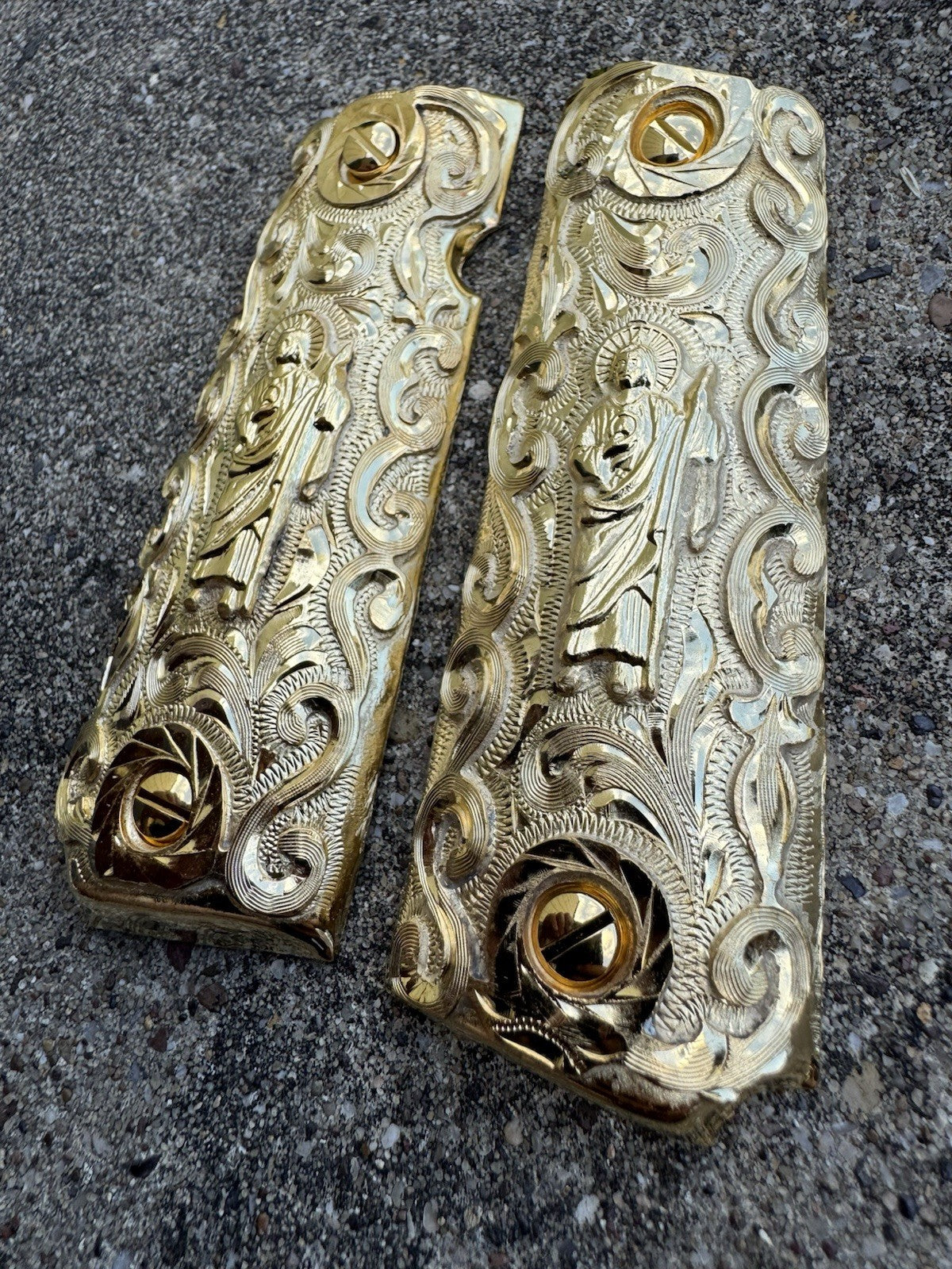 1911 45 38 Super Full Size San Judas Gold Gun Pistol Grip Cachas & 24K Screws